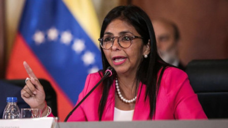 Ministra RelEXt