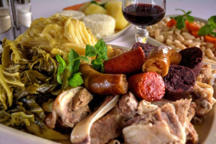 LusodescendenteGastronomiaChina